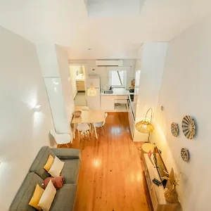 Bmyguest - Inner Bairro Alto Lisboa