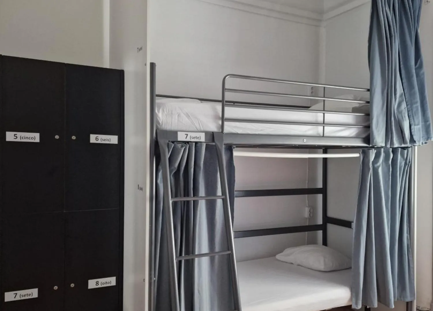 Castilho 63 Hostel & Suites Lisboa 0*,
