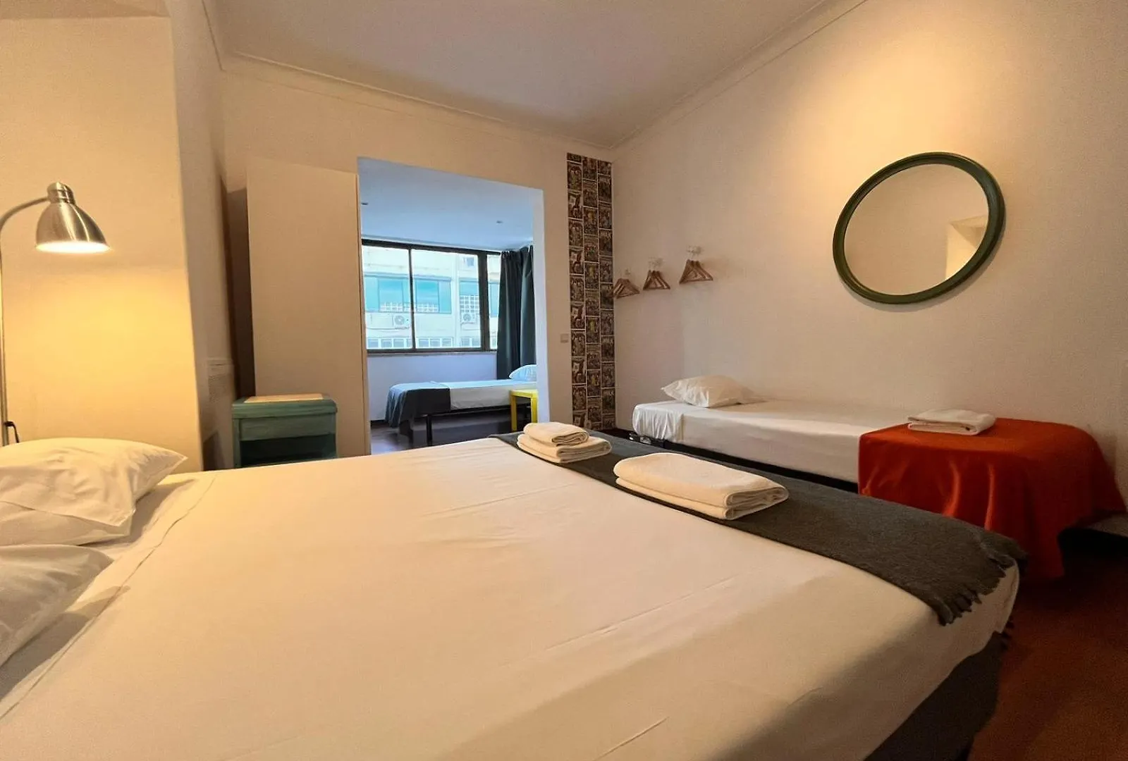 Castilho 63 Hostel & Suites Lisboa 0*,