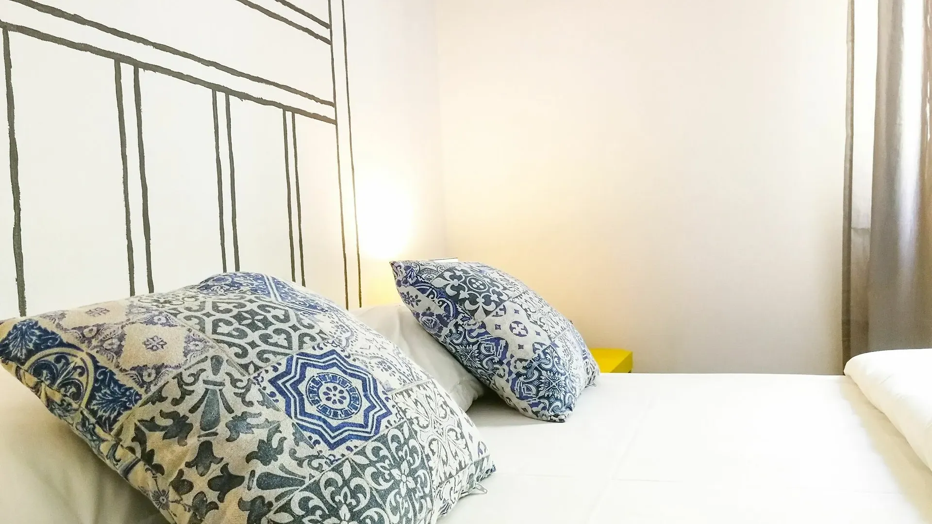 Castilho 63 Hostel & Suites Lisboa 0*,  Portugal