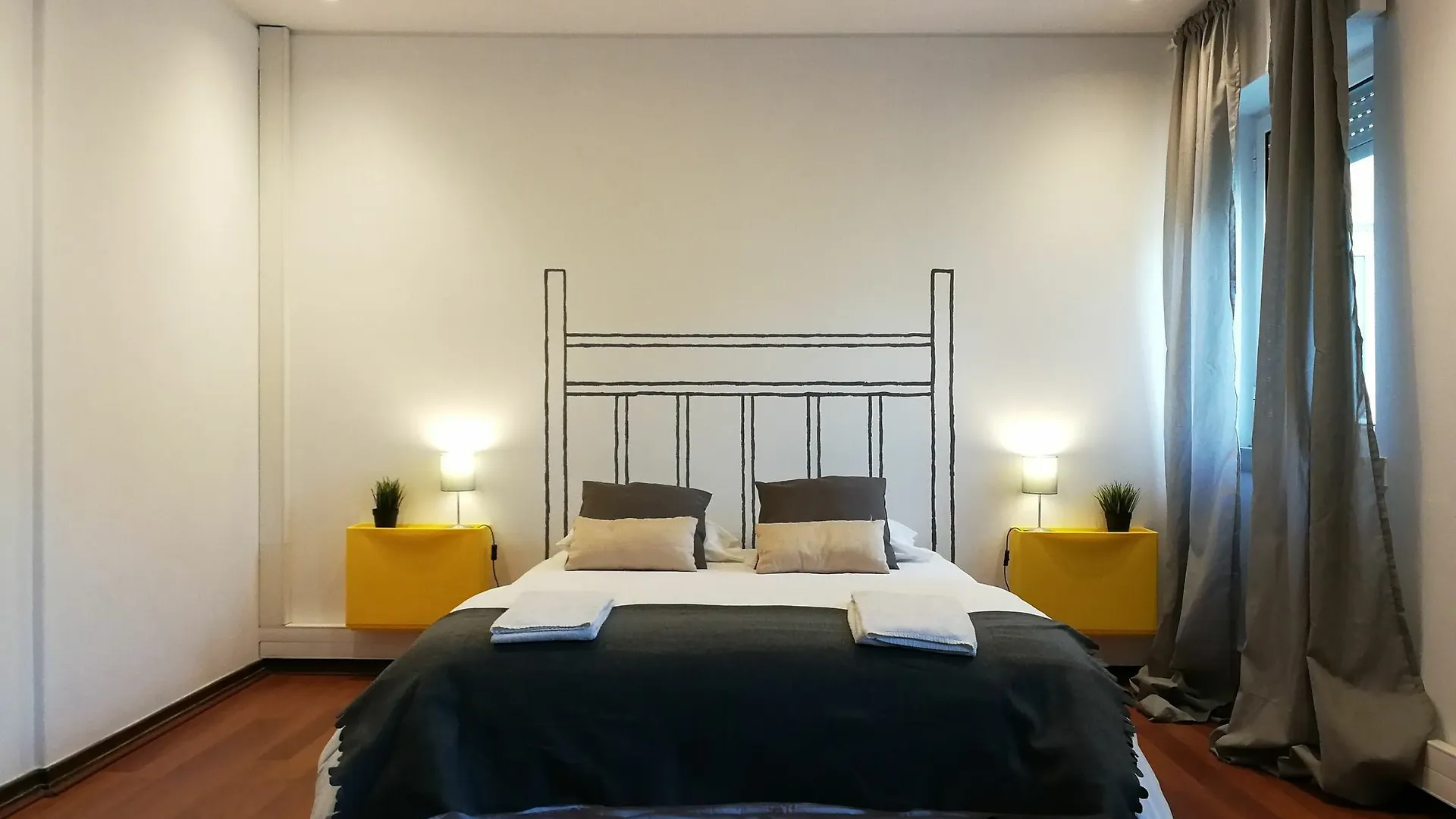 Castilho 63 Hostel & Suites Lisboa 0*,  Portugal
